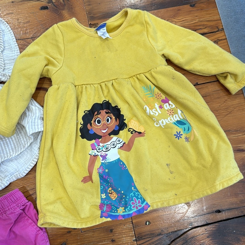 2T toddler girl bundle of clothes Sumer boho encanto dress size 2T - Picture 4 of 8